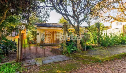 Casa com 4 quartos à venda na Rua Hygino Russi Lima, 290, Ponta Grossa, Porto Alegre, 150 m2 por R$ 220.000