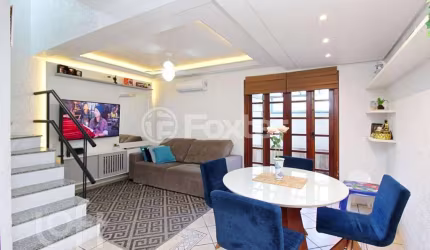 Casa em condomínio fechado com 3 quartos à venda na Avenida Wenceslau Escobar, 3714, Sétimo Céu, Porto Alegre, 136 m2 por R$ 590.000