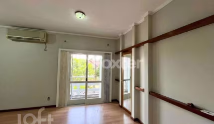 Casa com 6 quartos à venda na Rua Tietê, 402, Igara, Canoas, 463 m2 por R$ 1.500.000