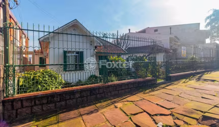 Casa com 4 quartos à venda na Rua Fernando Abbott, 229, Cristo Redentor, Porto Alegre, 149 m2 por R$ 450.000