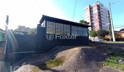 Casa com 2 quartos à venda na Rua Doutor Dias de Carvalho, 142, Tristeza, Porto Alegre, 290 m2 por R$ 749.000