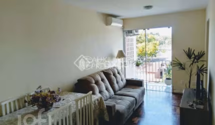 Apartamento com 2 quartos à venda na Rua Tamandaré, 820, Camaquã, Porto Alegre, 57 m2 por R$ 215.000