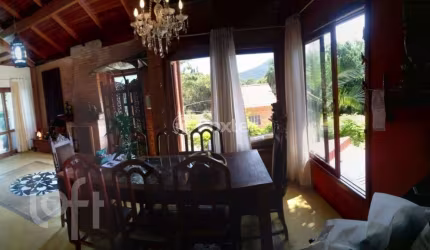 Casa com 2 quartos à venda na Servidão Aparício Sinfronio Pereira, 204, Rio Tavares, Florianópolis, 180 m2 por R$ 1.300.000