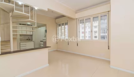 Apartamento com 1 quarto à venda na Avenida Borges de Medeiros, 708, Centro Histórico, Porto Alegre, 64 m2 por R$ 320.000