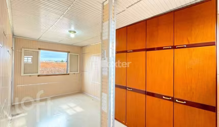 Apartamento com 4 quartos à venda na Avenida Brasiliano Índio de Moraes, 597, Passo da Areia, Porto Alegre, 77 m2 por R$ 190.000