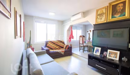 Apartamento com 3 quartos à venda na Rua Walt Disney, 175, São Sebastião, Porto Alegre, 100 m2 por R$ 380.000
