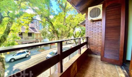 Casa com 3 quartos à venda na Rua General Caldwell, 857, Menino Deus, Porto Alegre, 243 m2 por R$ 1.239.000