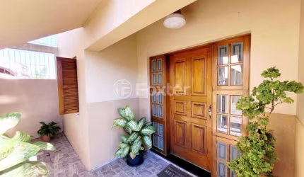 Casa com 6 quartos à venda na Travessa Saudade, 75, Primor, Sapucaia do Sul, 242 m2 por R$ 679.999