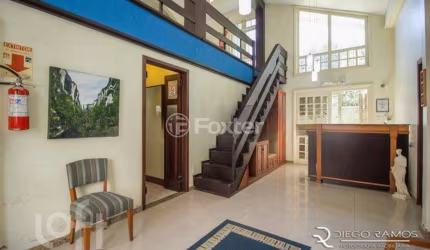 Casa com 3 quartos à venda na Rua Comendador Rodolfo Gomes, 518, Menino Deus, Porto Alegre, 300 m2 por R$ 1.435.500