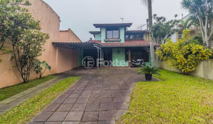 Casa com 3 quartos à venda na Rua Conselheiro Xavier da Costa, 3194, Ipanema, Porto Alegre, 191 m2 por R$ 795.000