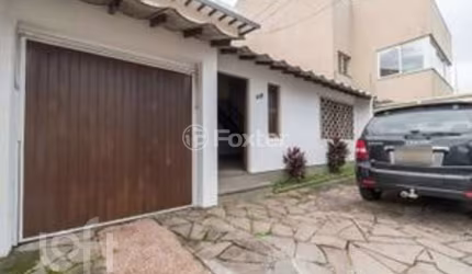 Casa com 4 quartos à venda na Rua Abaeté, 416, Sarandi, Porto Alegre, 324 m2 por R$ 700.000
