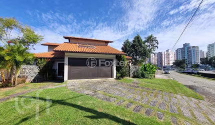Casa com 4 quartos à venda na Rua Itapuã, 26, Itacorubi, Florianópolis, 238 m2 por R$ 1.980.000