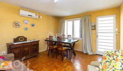 Casa com 3 quartos à venda na Avenida Getúlio Vargas, 374, Menino Deus, Porto Alegre, 184 m2 por R$ 865.000