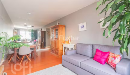 Apartamento com 2 quartos à venda na Rua Upamaroti, 1180, Cristal, Porto Alegre, 75 m2 por R$ 373.000