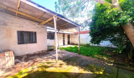 Casa com 2 quartos à venda na Travessa São Pedro, 100, Vila Ipiranga, Porto Alegre, 100 m2 por R$ 620.900