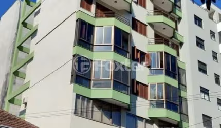 Apartamento com 3 quartos à venda na Rua do Guia Lopes, 796, Exposição, Caxias do Sul, 146 m2 por R$ 800.000