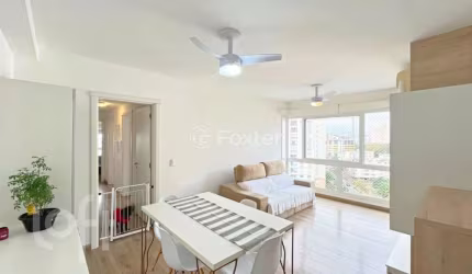 Apartamento com 3 quartos à venda na Rua Bezerra de Menezes, 623, Passo da Areia, Porto Alegre, 79 m2 por R$ 710.000