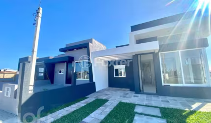 Casa com 3 quartos à venda na Rua Adalberto Tartler, 1060, Guarani, Capão da Canoa, 78 m2 por R$ 490.000