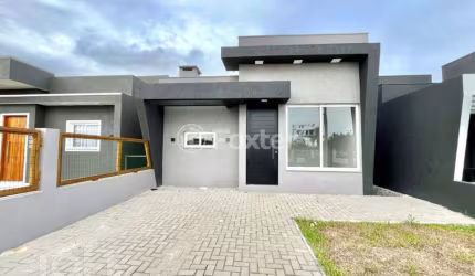 Casa com 2 quartos à venda na Rua Adalberto Tartler, 1070, Guarani, Capão da Canoa, 60 m2 por R$ 415.000