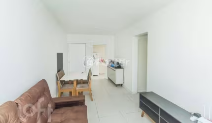 Apartamento com 2 quartos à venda na Rua Primeiro de Setembro, 340, Vila São José, Porto Alegre, 51 m2 por R$ 250.000