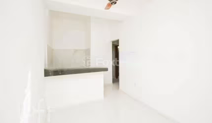 Apartamento com 1 quarto à venda na Rua General Sérgio Oliveira, 48, Praia de Belas, Porto Alegre, 36 m2 por R$ 185.000