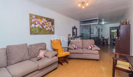 Casa comercial com 2 salas à venda na Avenida Cruz Alta, 188, Nonoai, Porto Alegre, 253 m2 por R$ 850.000