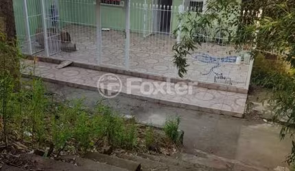 Casa com 2 quartos à venda na Rua Reverendo Daniel Betts, 198, Morro Santana, Porto Alegre, 60 m2 por R$ 240.000