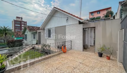 Casa com 4 quartos à venda na Rua Ângelo Crivellaro, 84, Jardim do Salso, Porto Alegre, 173 m2 por R$ 1.300.000