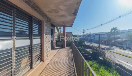 Casa com 4 quartos à venda na Avenida Coronel Gastão Haslocher Mazeron, 447, Medianeira, Porto Alegre, 140 m2 por R$ 449.900