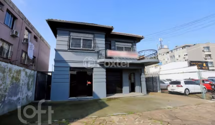 Casa com 5 quartos à venda na Avenida Professor Oscar Pereira, 1376, Azenha, Porto Alegre, 240 m2 por R$ 1.100.000