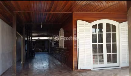 Casa com 2 quartos à venda na Rua Americana, 265, Americana, Alvorada, 170 m2 por R$ 213.000