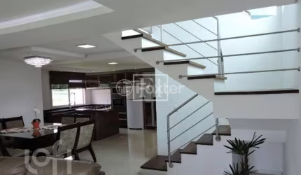 Casa em condomínio fechado com 3 quartos à venda na Rodovia Aparício Ramos Cordeiro, 110, Campeche, Florianópolis, 209 m2 por R$ 2.690.000