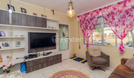 Casa com 5 quartos à venda na Rua Major Hércules Gomes Limeira, 126, São Sebastião, Porto Alegre, 163 m2 por R$ 600.000