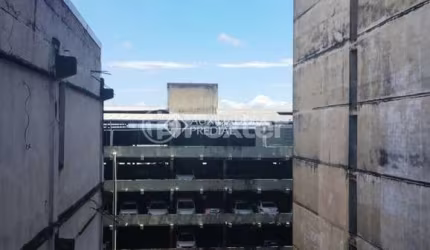Apartamento com 2 quartos à venda na Rua Siqueira Campos, 1170, Centro Histórico, Porto Alegre, 94 m2 por R$ 285.000