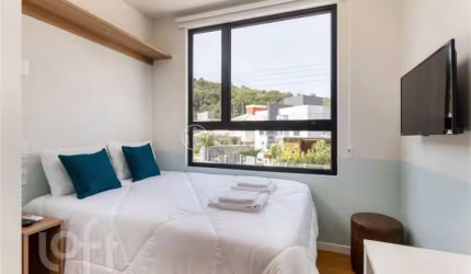 Kitnet / Stúdio à venda na Rua da Quaresmeira Roxa, 431, Cachoeira do Bom Jesus, Florianópolis, 15 m2 por R$ 325.000