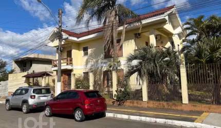 Casa com 3 quartos à venda na Rua Guarulhos, 96, Parque Florido, Gravataí, 274 m2 por R$ 1.040.000
