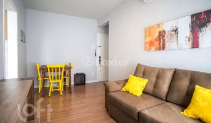 Apartamento com 2 quartos à venda na Rua Moyses Antunes da Cunha, 55, Santo Antônio, Porto Alegre, 56 m2 por R$ 250.000