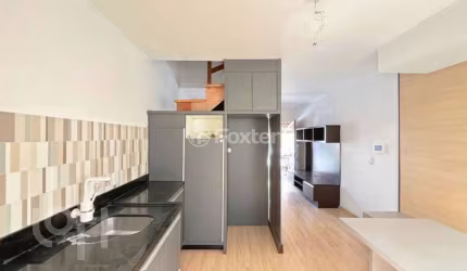 Casa em condomínio fechado com 3 quartos à venda na Rua Afonso Arinos, 145, Camaquã, Porto Alegre, 91 m2 por R$ 380.000