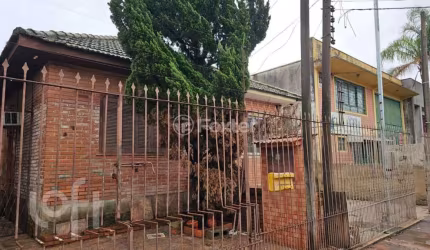 Casa com 5 quartos à venda na Rua Ângelo Dourado, 346, Anchieta, Porto Alegre, 250 m2 por R$ 600.000
