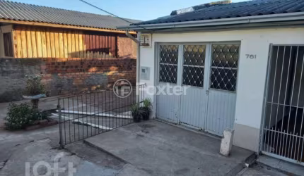 Casa com 2 quartos à venda na Rua Cruz Alta, 761, Santa Teresa, São Leopoldo, 120 m2 por R$ 250.000