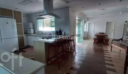 Casa com 4 quartos à venda na Rua Dinar Destri Duarte, 55, Praia Comprida, São José, 300 m2 por R$ 1.600.000