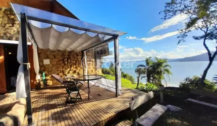 Casa à venda na Servidão José Cardoso de Oliveira, 704, Jurerê Internacional, Florianópolis, 226 m2 por R$ 18.000.000