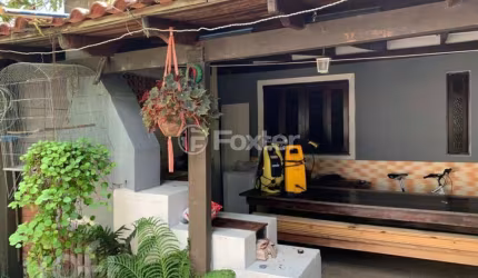 Casa com 7 quartos à venda na Rua Rodrigues Moreira, 99, Sarandi, Porto Alegre, 200 m2 por R$ 700.000