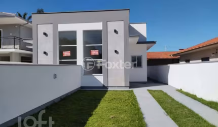 Casa com 2 quartos à venda na Rua Guarapari, 325, Enseada de Brito, Palhoça, 70 m2 por R$ 611.000