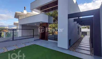 Casa com 3 quartos à venda na Rua das Macieiras, 130, Pedra Branca, Palhoça, 163 m2 por R$ 1.990.000