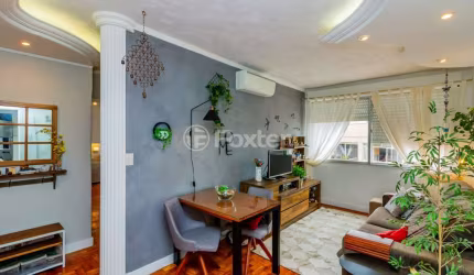 Apartamento com 2 quartos à venda na Rua Upamaroti, 410, Cristal, Porto Alegre, 64 m2 por R$ 247.000