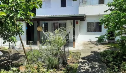 Casa com 3 quartos à venda na Rua Raimundo Correia, 357, Balneário, Florianópolis, 90 m2 por R$ 750.000