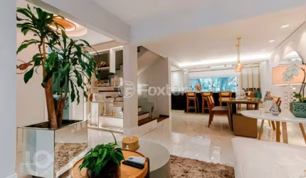 Casa em condomínio fechado com 4 quartos à venda na Rua Monte Alverne, 65, Chácara das Pedras, Porto Alegre, 306 m2 por R$ 1.990.000