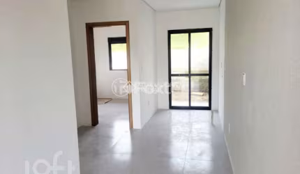 Casa com 2 quartos à venda na Rua Clementino Cambruzzi, 73, Nossa Chácara, Gravataí, 44 m2 por R$ 215.000