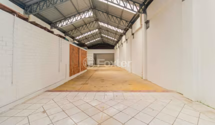 Barracão / Galpão / Depósito à venda na Rua Buarque de Macedo, 534, São Geraldo, Porto Alegre, 242 m2 por R$ 750.000